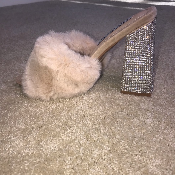 Nude heels with bling - Picture 2 of 2